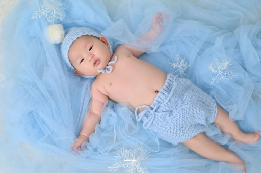 开平满月宝宝放屁臭 开平满月宝宝放屁臭